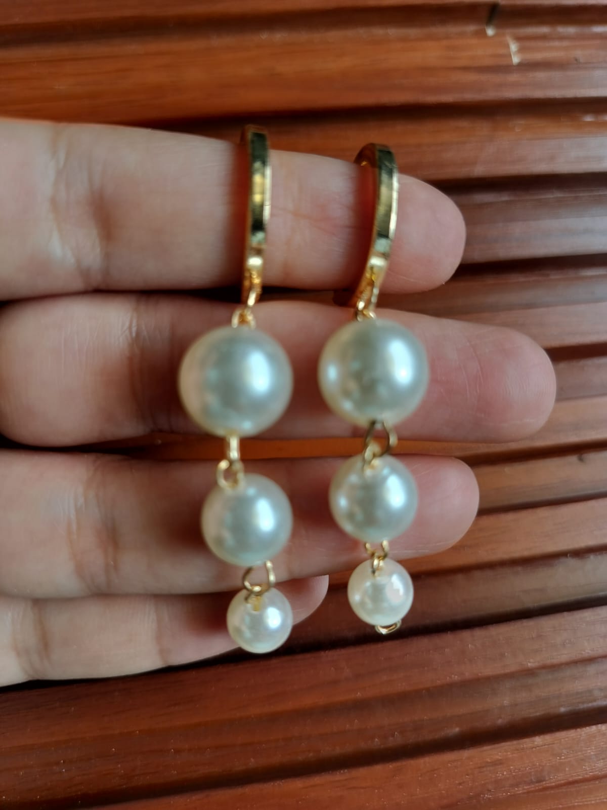 Elegant Gold-Plated Pearl Drop Earrings – Triple Cascade Design
