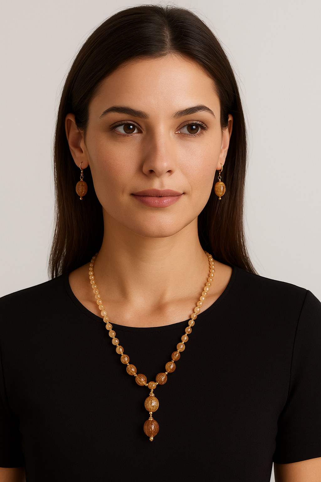 Golden pearl necklace and matching pearl drop earrings with gold hooks - M10