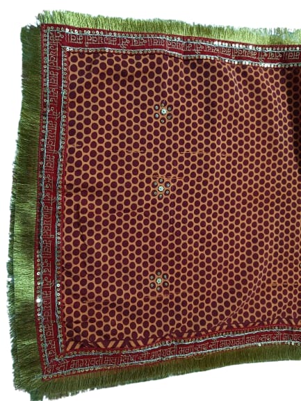 Hand made Designer Uttarakhand Traditional and Ethnic Wear Kumaoni Pichoda/Pichora (Georgette fabric with shining lace Border), Stole - K1