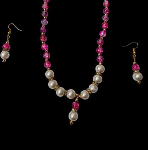Shining pink and white pearl necklace and matching pearl drop earrings with hooks - M13