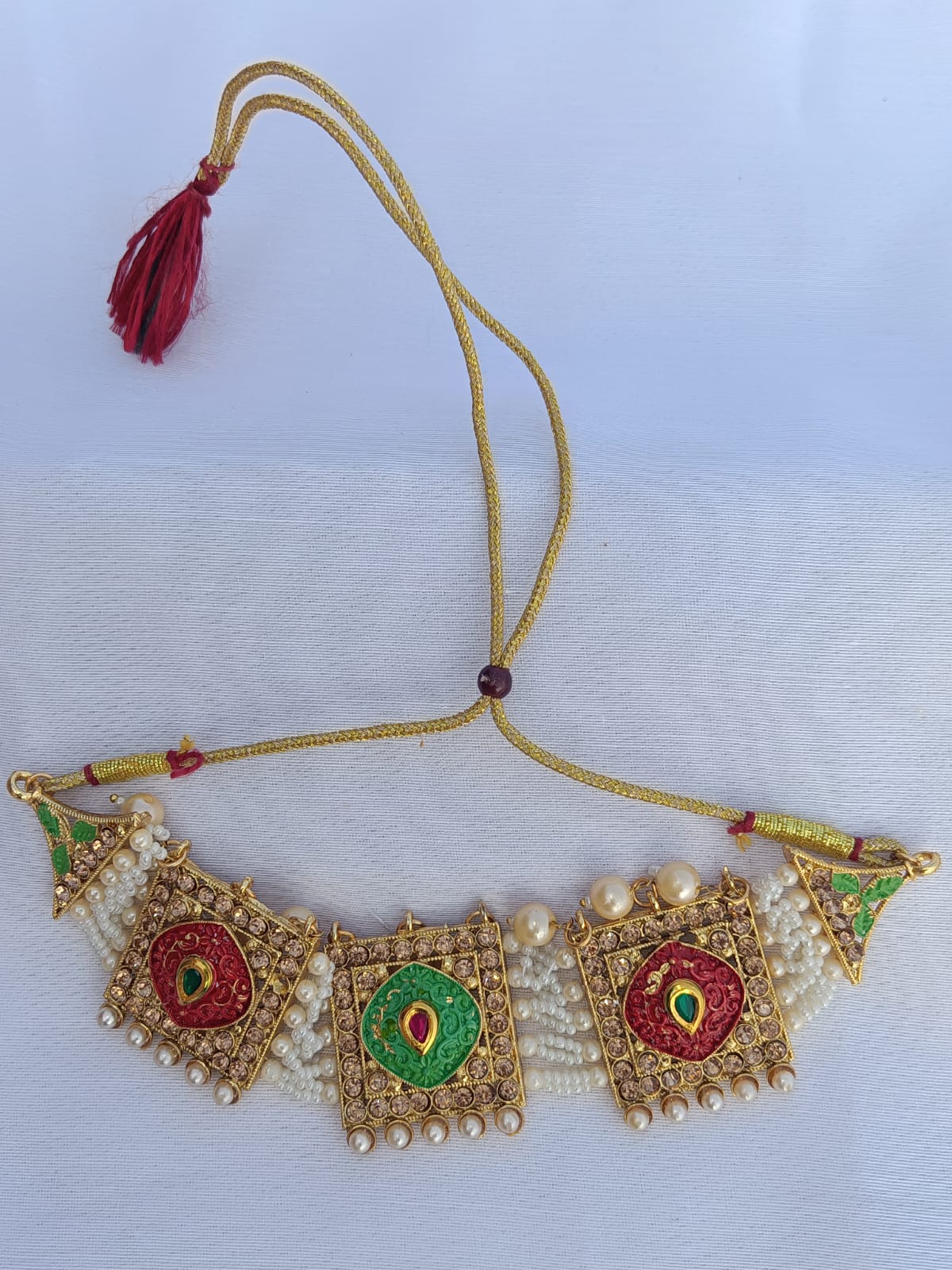 Broad rectangular designed Gold plated pearl and stone choker set - M26