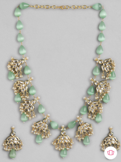 Elegant Lotus Kundan & Pearl Cluster Necklace with Gold-Tone Detailing - M4