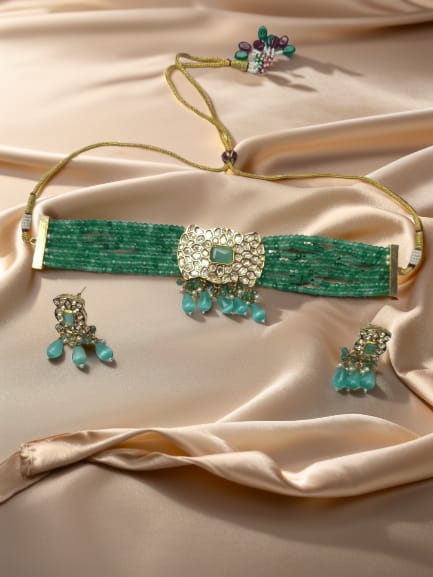 Women Layered Green Premier Choker Set