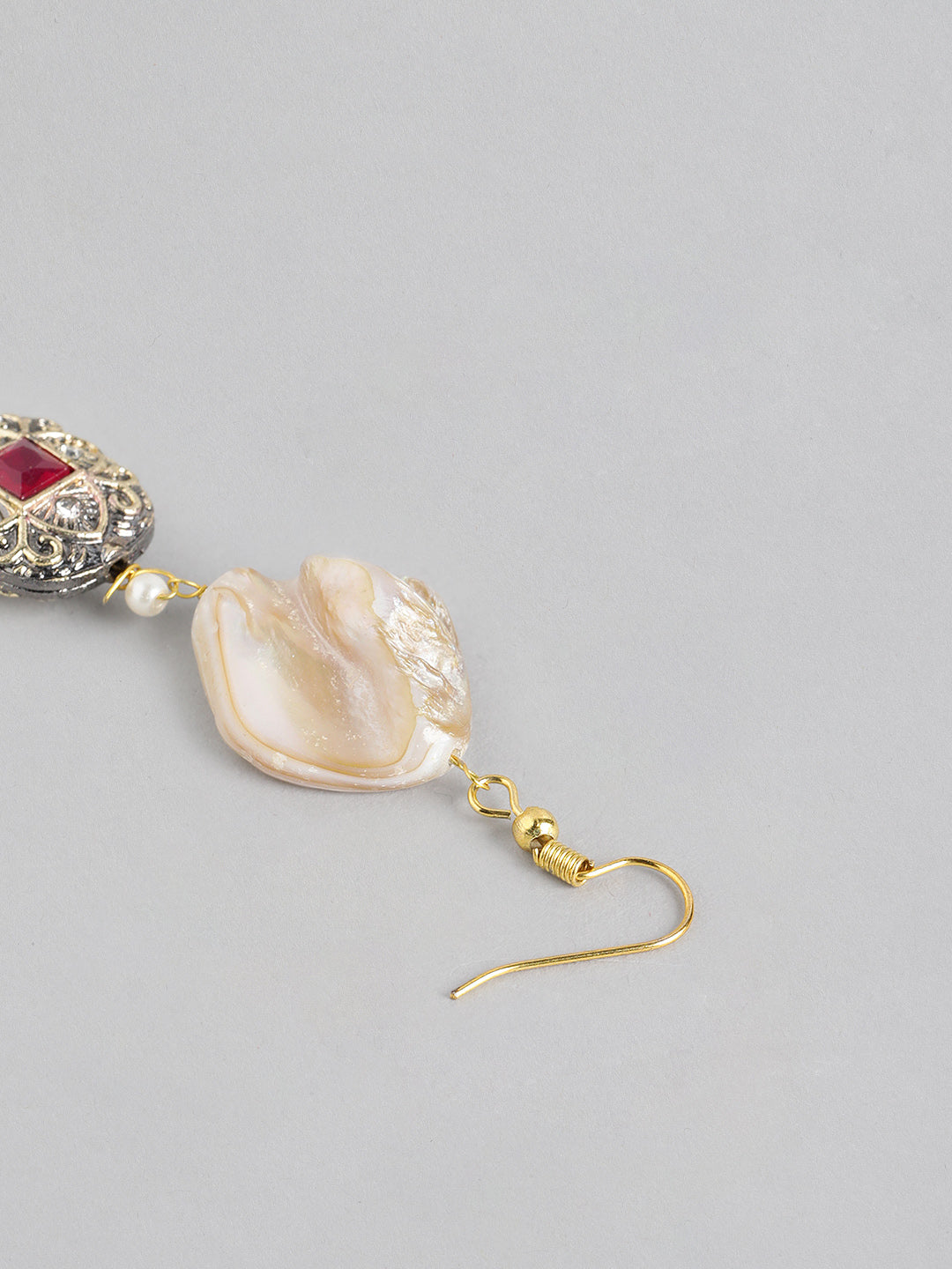 Off-White & Green Gold-Plated Beaded Necklace Set with Matching Drop Earrings - M2